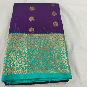 Pure Kanchipuram saree silk-https://media.vyaparify.com/vcards/products/154817/product_1740996421_67c57f45b7eac.png Image