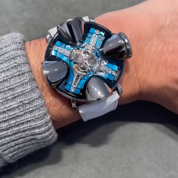 Watch-https://media.vyaparify.com/vcards/products/154893/product_1741002056_67c59548cb2d1.png Image