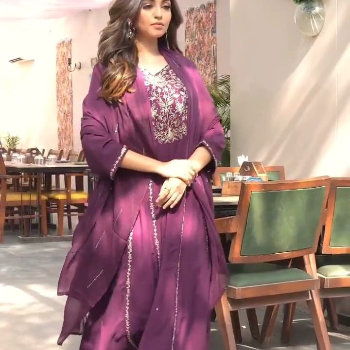 Pure viscous silk Kurti pant dupatta-https://media.vyaparify.com/vcards/products/155308/product_1741083443_67c6d333b06f3.png Image