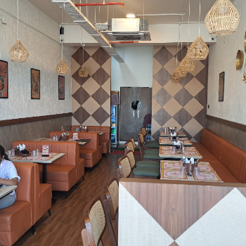 FOOD DISH-https://media.vyaparify.com/vcards/products/156206/product_1741158732_67c7f94ca9c3e.png Image