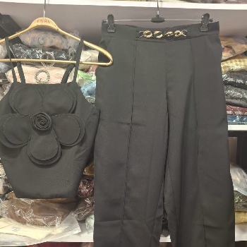 Party wear For Girls-https://media.vyaparify.com/vcards/products/157635/product_1741330777_67ca9959ac65f.png Image