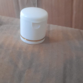 Pet bottle-https://media.vyaparify.com/vcards/products/158066/product_1741347347_67cada134c65e.png Image