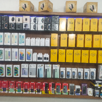 Realme 14x-https://media.vyaparify.com/vcards/products/160778/product_1741454687_67cc7d5f62d28.png Image