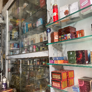 Perfume-https://media.vyaparify.com/vcards/products/161240/product_1741598227_67ceae138e044.png Image