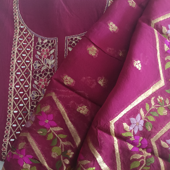 Ethnic Heavy work Unstitched Suits-https://media.vyaparify.com/vcards/products/162747/product_1741703094_67d047b6def0e.png Image