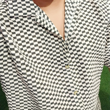 T shirt-https://media.vyaparify.com/vcards/products/168068/product_1742226495_67d8443f3959b.png Image