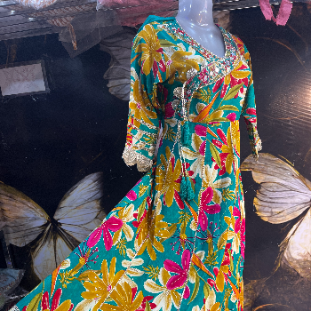 Frock suit-https://media.vyaparify.com/vcards/products/169857/product_1742455144_67dbc168060fa.png Image