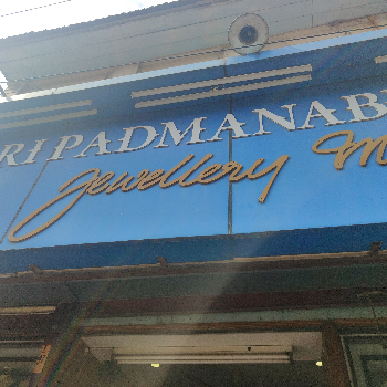 Jewellery-https://media.vyaparify.com/vcards/products/170028/product_1742463669_67dbe2b53ad97.png Image