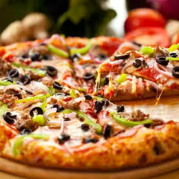  NON VEG PIZZA WFC FAMILY RESTAURANT BHARATHI NAGAR  AISWARYA NAGAR  ANAICUT ROAD WALAJAPET
