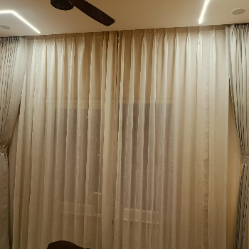 Curtains-https://media.vyaparify.com/vcards/products/171197/product_1742649235_67deb793b247f.png Image