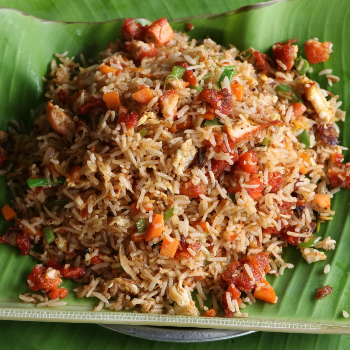 CHICKEN FRIED RICE-https://media.vyaparify.com/vcards/products/171784/product_1742795811_67e0f423319af.png Image