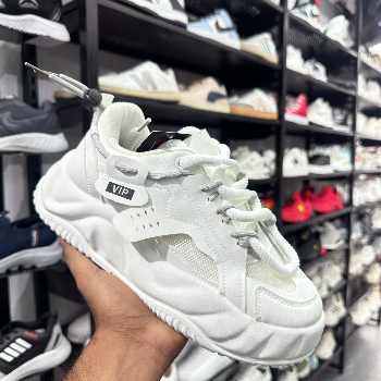 IMPORTED VIP SHOE-https://media.vyaparify.com/vcards/products/172100/product_1742818034_67e14af2e0b9f.png Image