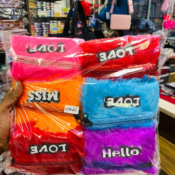 Clothes-https://media.vyaparify.com/vcards/products/174270/product_1743164810_67e6958aeb947.png Image