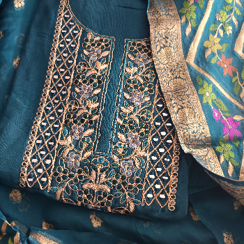 Ethnic Heavy work Unstitched Suits-https://media.vyaparify.com/vcards/products/177048/product_1743314550_67e8de7630e0e.png Image
