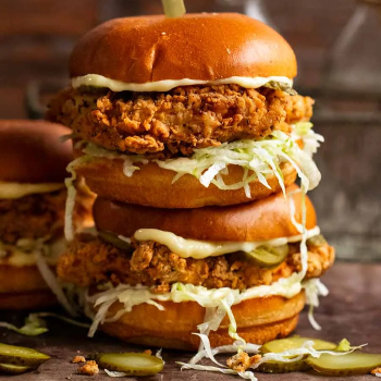 Burger CHICKEN-https://media.vyaparify.com/vcards/products/177890/product_1743501336_67ebb818a8fe6.png Image