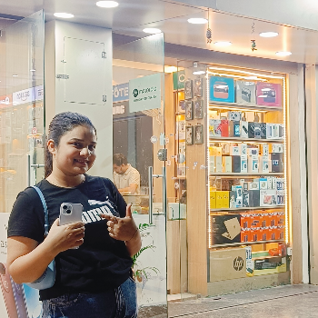 Hotel-https://media.vyaparify.com/vcards/products/178623/product_1743576954_67ecdf7a9d980.png Image