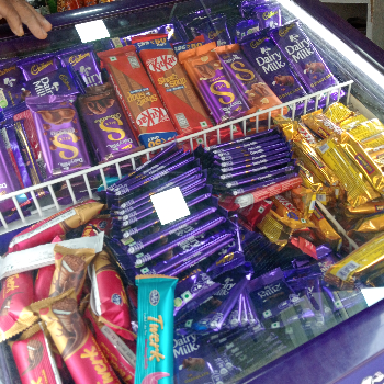 Cadbury-https://media.vyaparify.com/vcards/products/178958/product_1743664649_67ee3609ae9c1.png Image