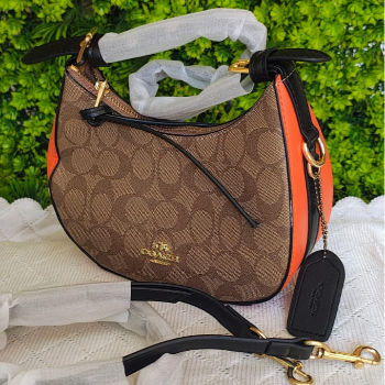 COACH signature coated canvas-https://media.vyaparify.com/vcards/products/184353/product_1744133832_67f55ec8a3526.png Image