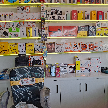 Mobiles ascertain-https://media.vyaparify.com/vcards/products/184481/product_1744184310_67f623f683736.png Image