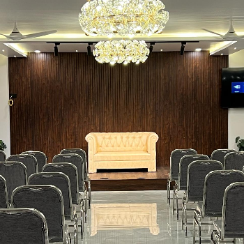 WEDDING RECEPTION PER DAY-https://media.vyaparify.com/vcards/products/184615/product_1744193898_67f6496a10488.png Image