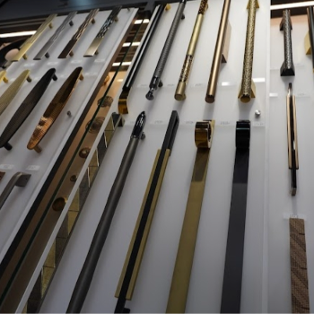 Hardware-https://media.vyaparify.com/vcards/products/184628/product_1744194191_67f64a8fdebeb.png Image