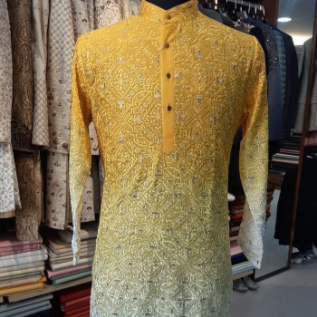 Printed kurta-https://media.vyaparify.com/vcards/products/185042/product_1744277107_67f78e738b82d.png Image