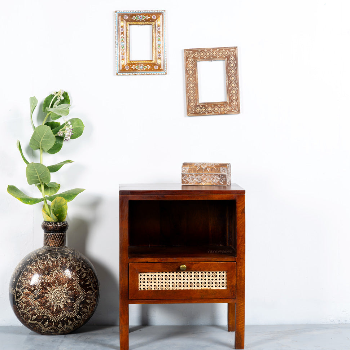 Flexwood bedside table-https://media.vyaparify.com/vcards/products/188100/product_1744430421_67f9e55542118.png Image