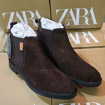 Leather chelsea Boot 👢 6 to10-https://media.vyaparify.com/vcards/products/189352/product_1744715079_67fe3d47b4e22.png Image