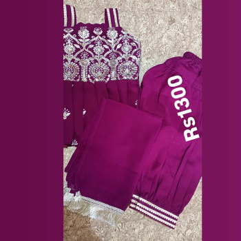 Ethnic Set-https://media.vyaparify.com/vcards/products/189535/product_1744781567_67ff40ff1c11c.png Image