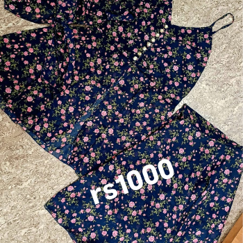 Co-Ord set with shrug-https://media.vyaparify.com/vcards/products/189547/product_1744781915_67ff425bdebac.png Image