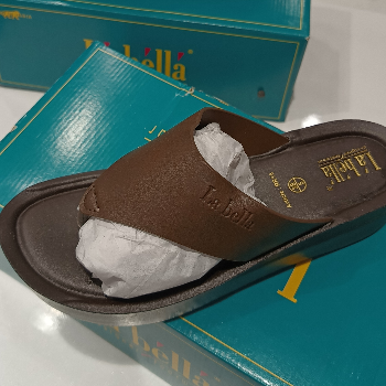 la bella-https://media.vyaparify.com/vcards/products/190009/product_1744814696_67ffc268c52e3.png Image