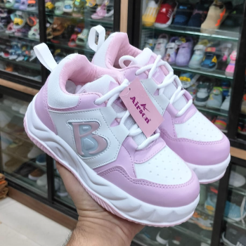 Footwear-https://media.vyaparify.com/vcards/products/191039/product_1744891731_6800ef535c764.png Image