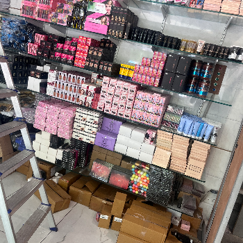 hardware-https://media.vyaparify.com/vcards/products/192640/product_1745050584_68035bd849d8c.png Image