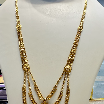 Majestic Gold Rani Haar with Bold Leaf Motif Pendan-https://media.vyaparify.com/vcards/products/195766/product_1745414564_6808e9a421f6a.png Image