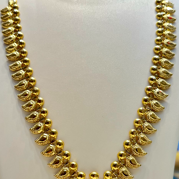 Peacock Feather-Inspired Gold Choker Necklace or Haar-https://media.vyaparify.com/vcards/products/195811/product_1745416752_6808f23091df3.png Image