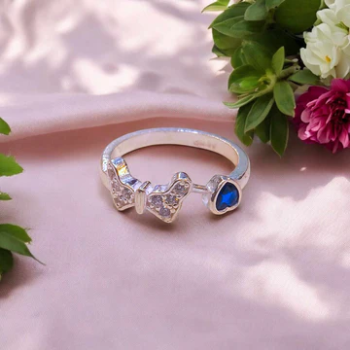 Wide Range of Ladies SILVER RINGS-https://media.vyaparify.com/vcards/products/195877/product_1745462415_6809a48fb0aef.png Image