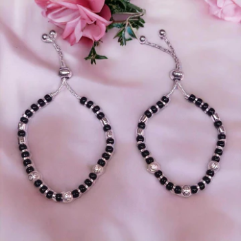 wide range of SILVER BABY ANKLETS-https://media.vyaparify.com/vcards/products/195889/product_1745465478_6809b0861779e.png Image