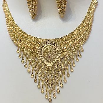 Regal Peacock Gold-Tone Necklace & Jhumka Set-https://media.vyaparify.com/vcards/products/197188/product_1745503454_680a44de8a1f4.png Image