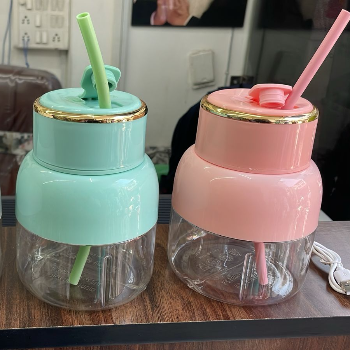 Mini Portable juicer-https://media.vyaparify.com/vcards/products/198773/product_1745599315_680bbb534f8eb.png Image