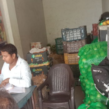 Fruit-https://media.vyaparify.com/vcards/products/201974/product_1745824168_680f29a8edc35.png Image