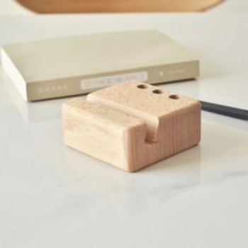 Corporate Gifts-https://media.vyaparify.com/vcards/products/204300/product_1746023041_68123281320ac.png Image