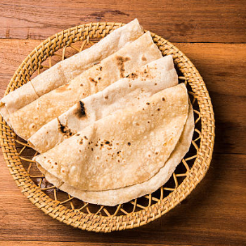 Roti / Naan-https://media.vyaparify.com/vcards/products/206215/product_1746156492_68143bcc70493.png Image