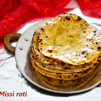 Roti / Naan-https://media.vyaparify.com/vcards/products/206218/product_1746156492_68143bccbd83f.png Image