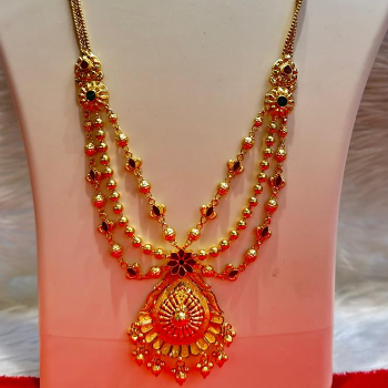 Three-Layer Gold-Plated Haar with Pendant-https://media.vyaparify.com/vcards/products/208022/product_1746187713_6814b5c14563f.png Image