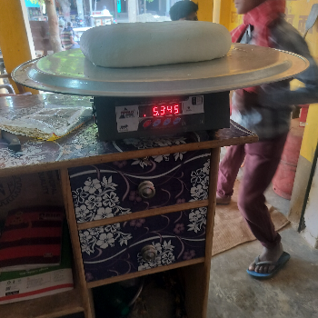 Doodh-https://media.vyaparify.com/vcards/products/211599/product_1746259860_6815cf94698b6.png Image