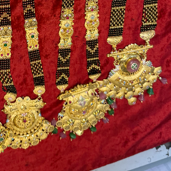 Traditional Maharashtrian Mangalsutra Collection – Designer Gold-Plated Black Beaded Necklaces-https://media.vyaparify.com/vcards/products/212338/product_1746365435_68176bfb270a1.png Image