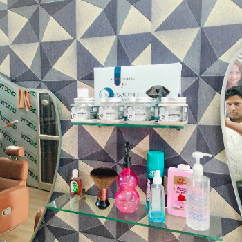 Diomond O3-https://media.vyaparify.com/vcards/products/216987/product_1746700753_681c89d10b628.png Image