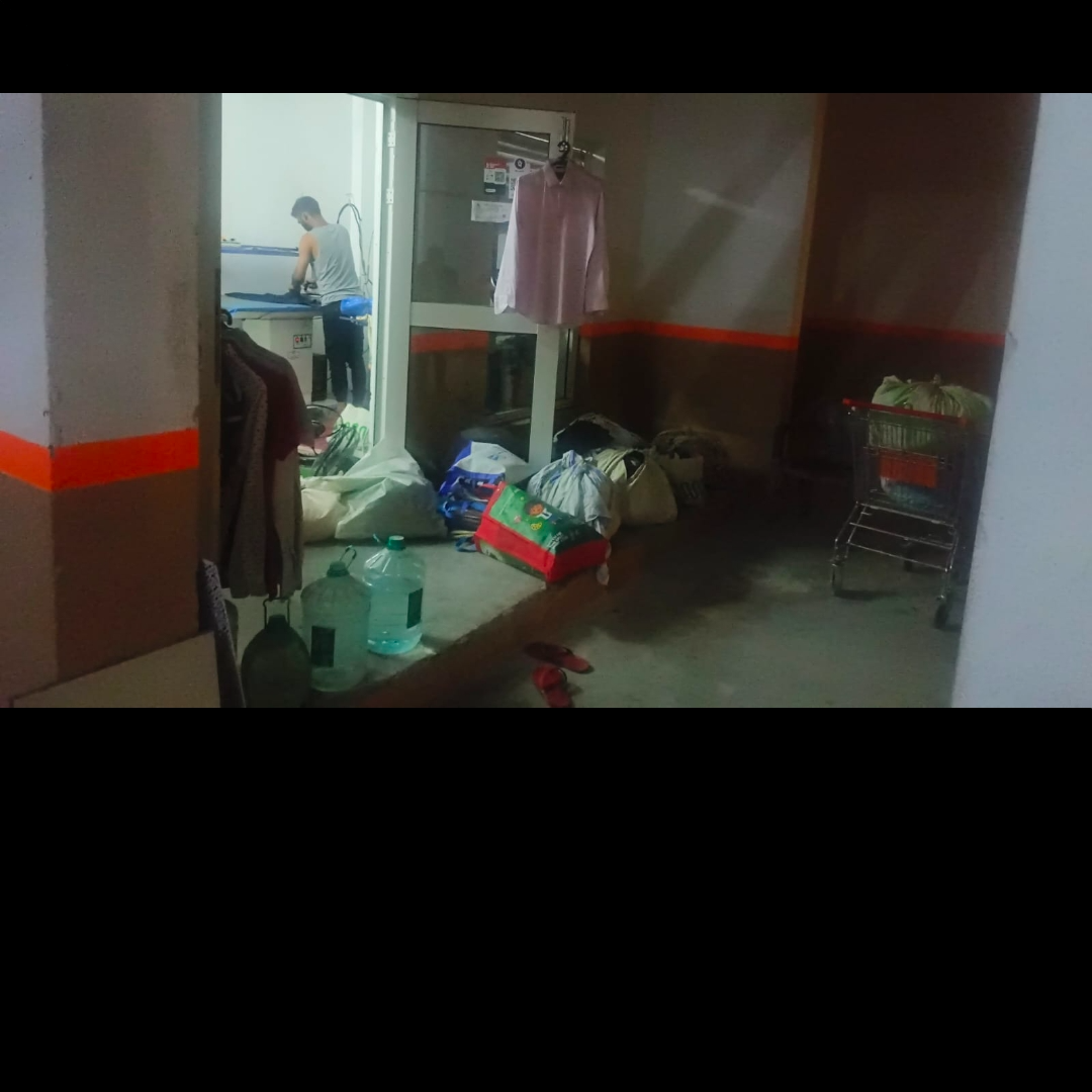 Clothes-https://media.vyaparify.com/vcards/products/217040/product_1746702302_681c8fdeba007.png Image