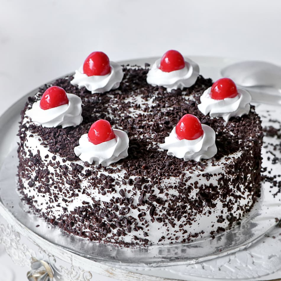 Black forest cake 1 pound-https://media.vyaparify.com/vcards/products/225210/product_1747061923_68220ca3b62cd.png Image