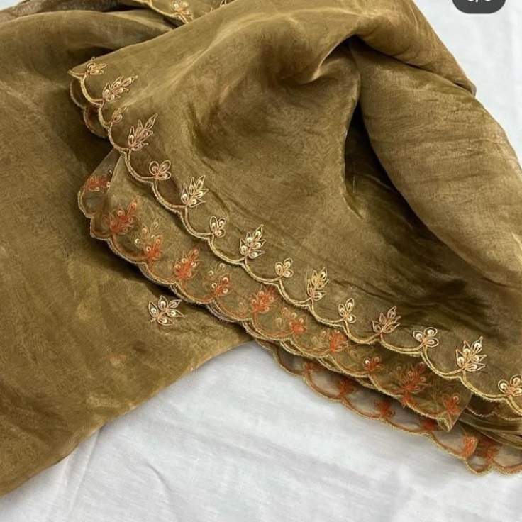 Radhe fashion design & chapani-https://media.vyaparify.com/vcards/products/229955/product_1747212979_68245ab362e1c.png Image